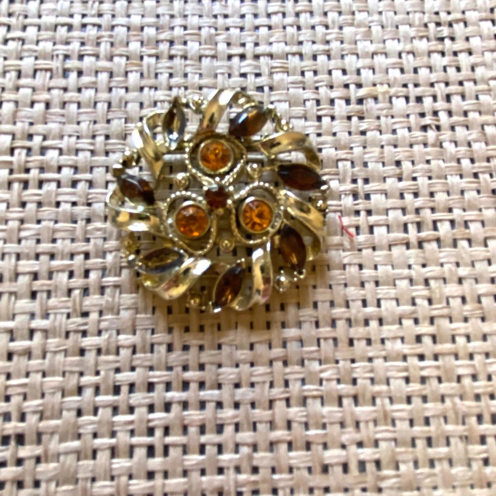 Vintage Colorful Stones Round Brooch Pin